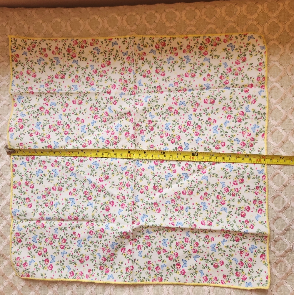 Eddy Misc. Placemat, Napkin and Pocket Square Samples in Yellow Floral - Picture 7 of 12